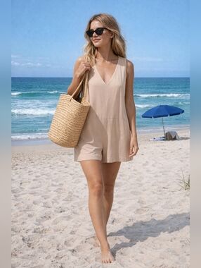 Oak + Fort romper minimalist v-neck shorty romper L